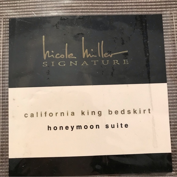 Nicole Miller KING BED SKIRT pewter NEW - Picture 3 of 12